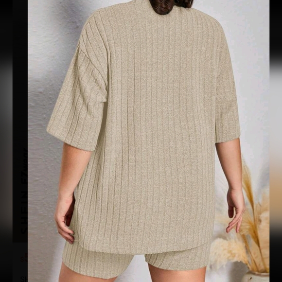 Plus Drop Shoulder Tee & Biker Shorts Set - Picture 3 of 8